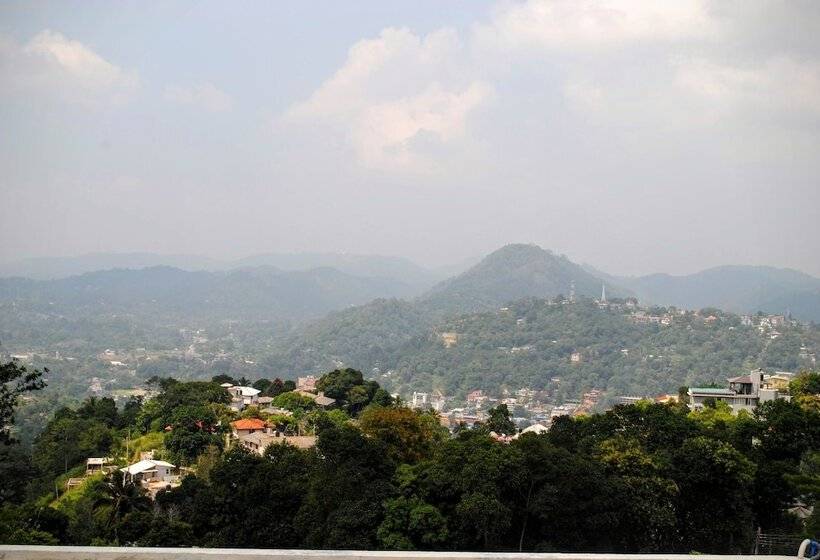 Pensão The Kandyan Villa