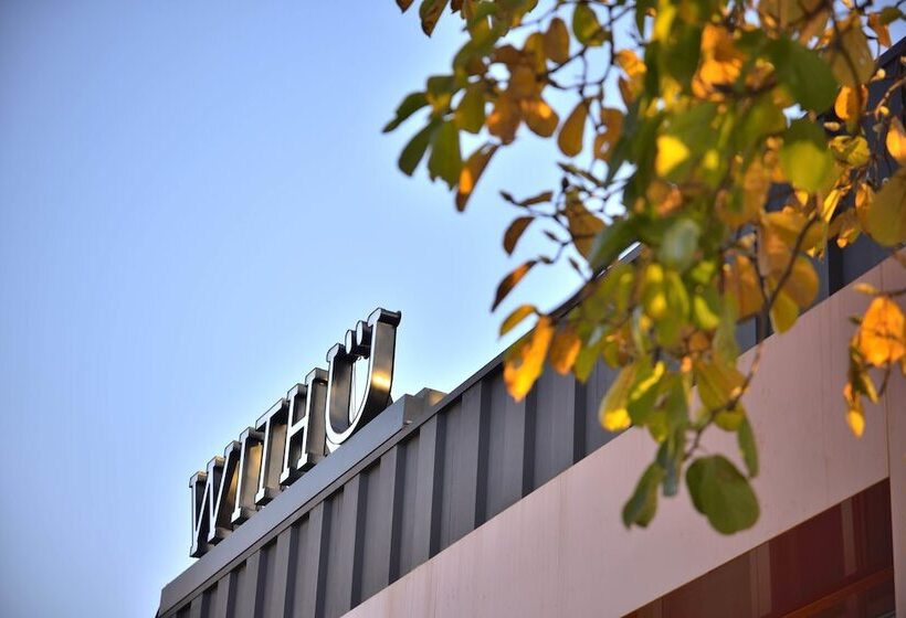 Pension (Hôtel basse catégorie) With U Hotel & Guesthouse