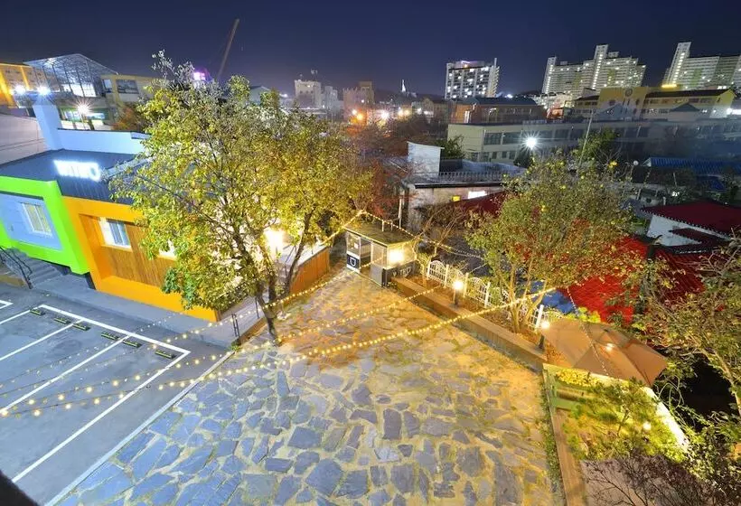Majatalo With U Hotel & Guesthouse