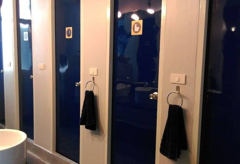 The Moon Hostel Huahin