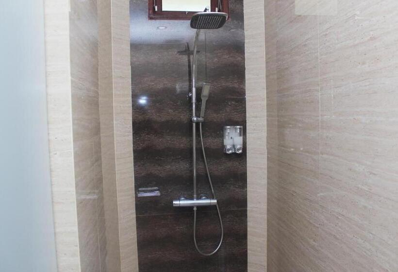 Thong S Inn Hotel Kualanamu