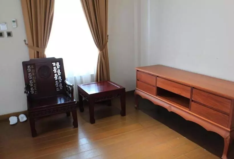 Thong S Inn Hotel Kualanamu