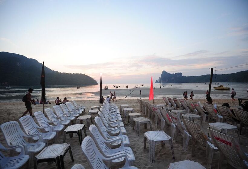 Twin Palms Hostel Phi Phi