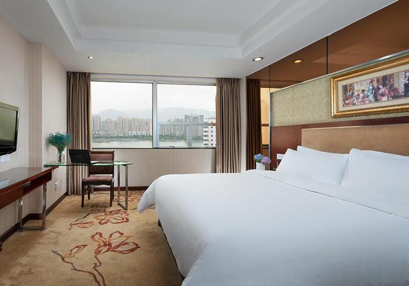 Vienna Hotel Qingyuan Lianjiang Road