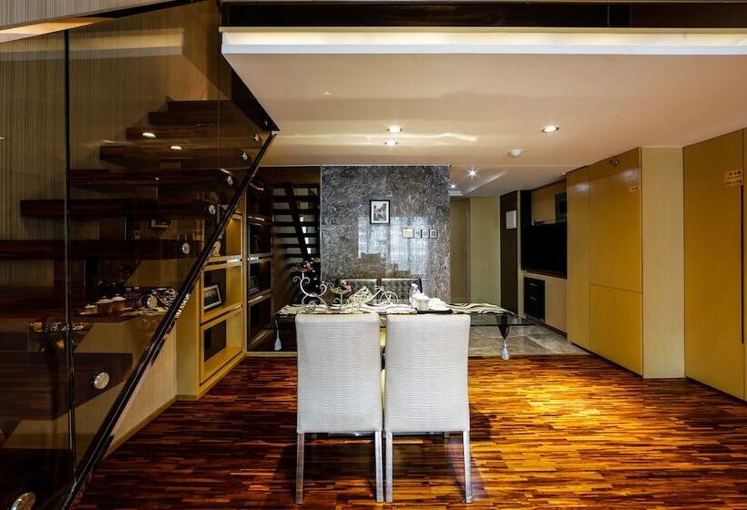 Waifden Apartment Poly D Branch