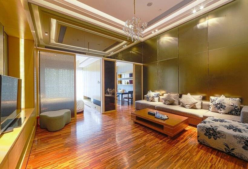 Waifden Apartment Poly D Branch