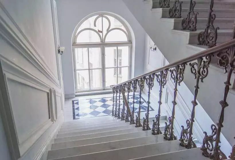 هتل Residence Turgenev