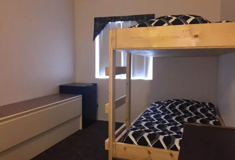 Invermere Hostel