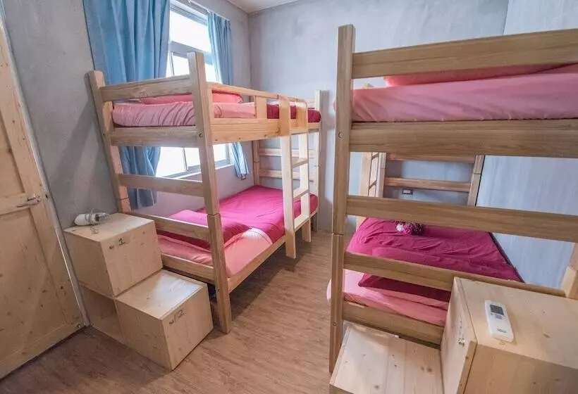 Matchbox Hostel