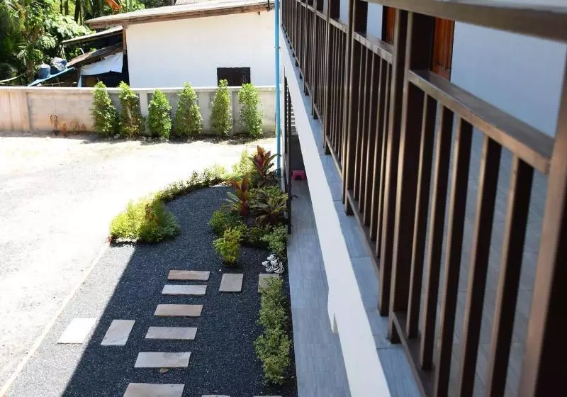 پانسیون Mali Samui Resort