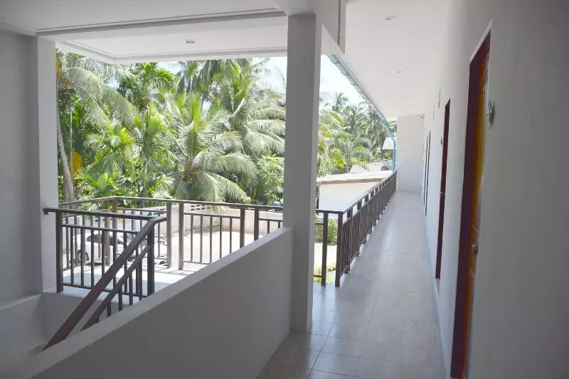 پانسیون Mali Samui Resort