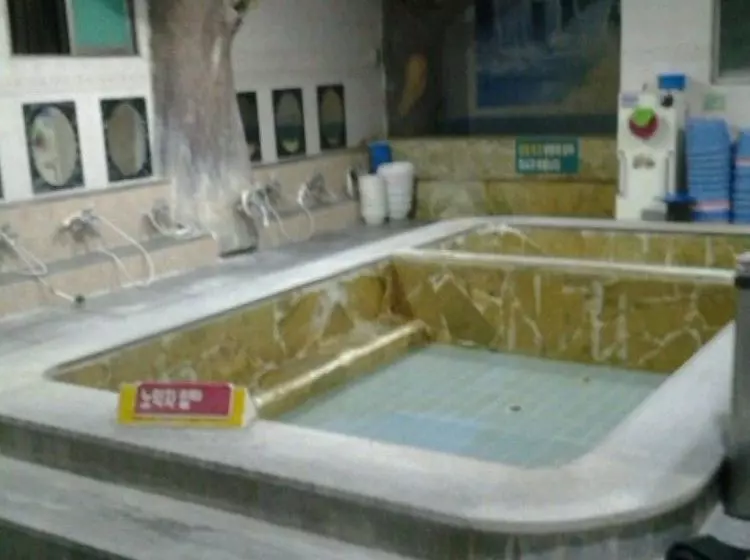 Samik Jang Motel