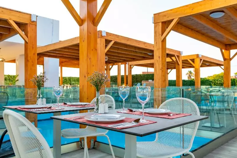 ホテル Lambi Resort