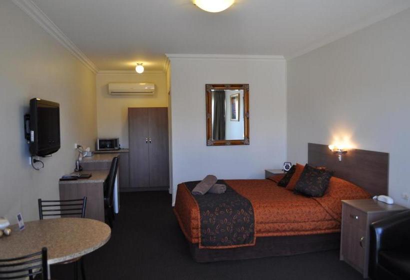 Augusta Courtyard Motel