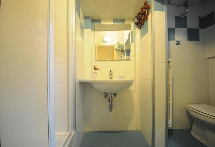 تختخواب و صبحانه Mdr Già Via Larga Rooms