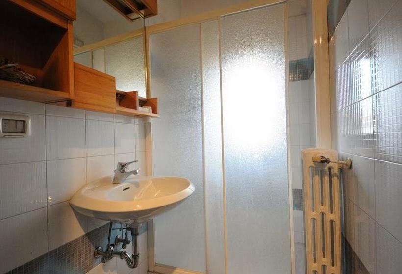 تختخواب و صبحانه Mdr Già Via Larga Rooms