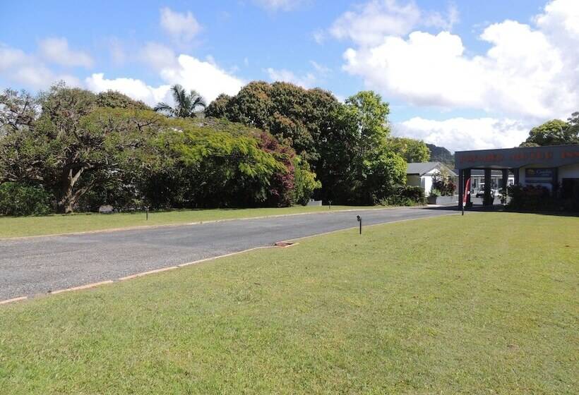 Отель Comfort Inn Premier