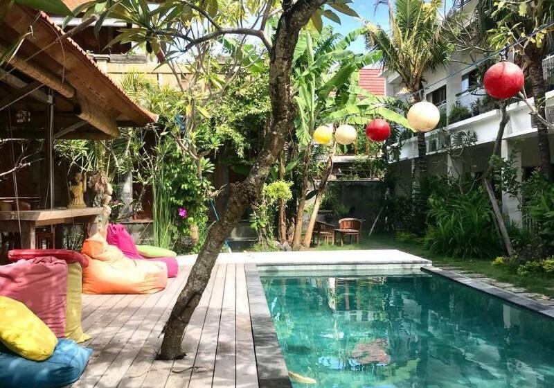 호텔 Diuma Residence Yoga Meditation Retreat And Healing Center