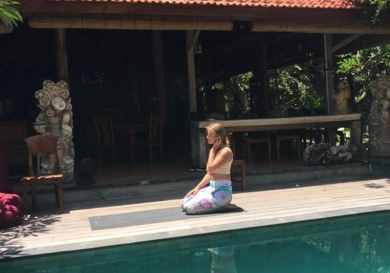 호텔 Diuma Residence Yoga Meditation Retreat And Healing Center