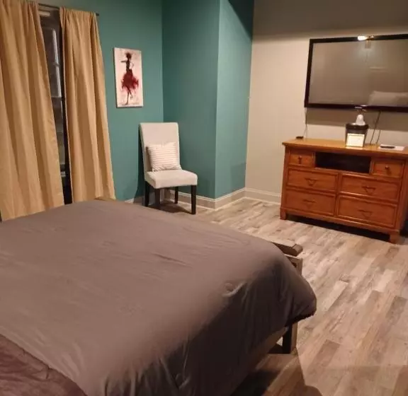 ホテル Natchez Manor Bed & Breakfast