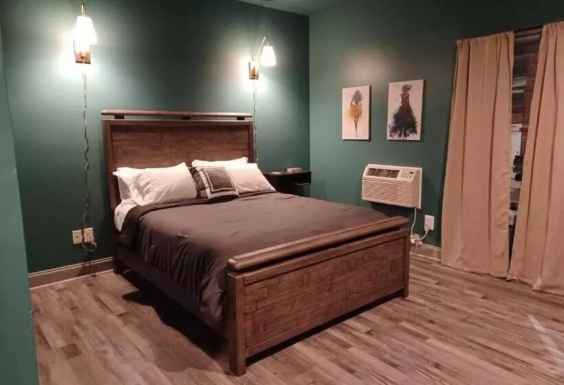 ホテル Natchez Manor Bed & Breakfast