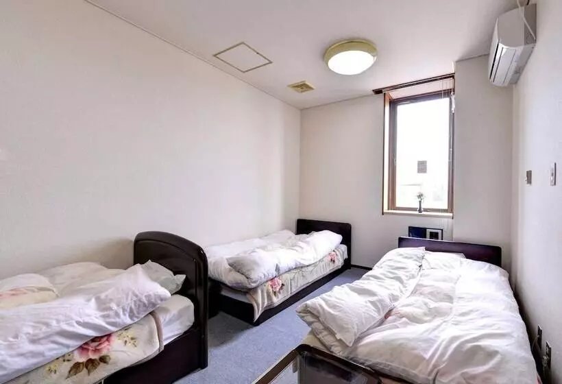 Hotelli Okubo Ryokan