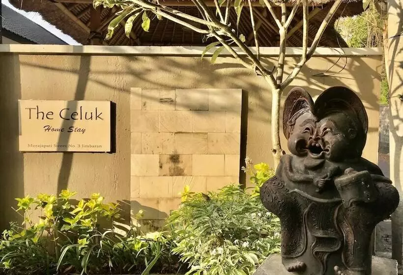 هتل The Celuk Homestay