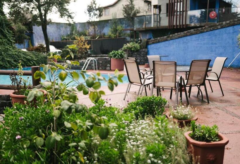 هتل Tierra Del Sur