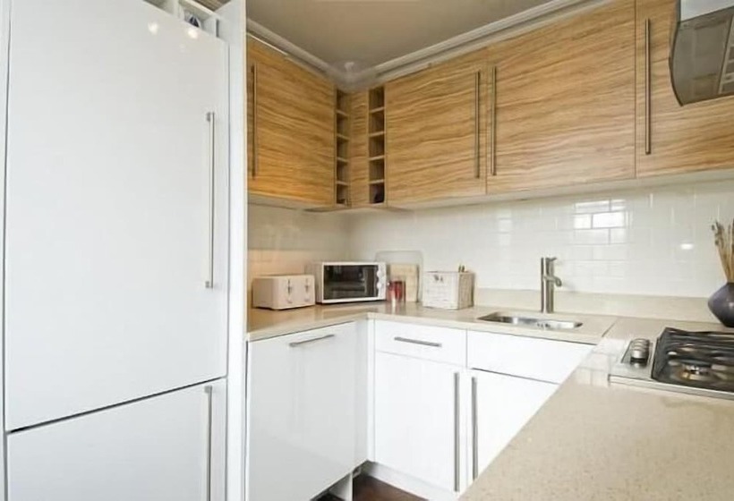 Kensington Olympia Apartments