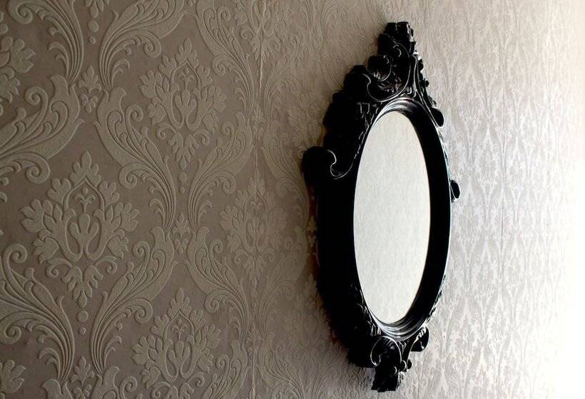 Kensington Olympia Apartments