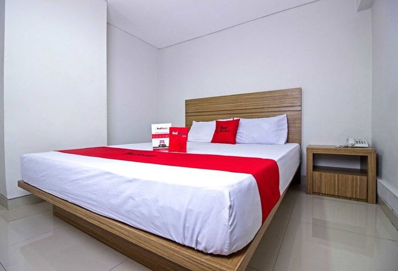 Pensió Reddoorz @ Cibogo Bawah