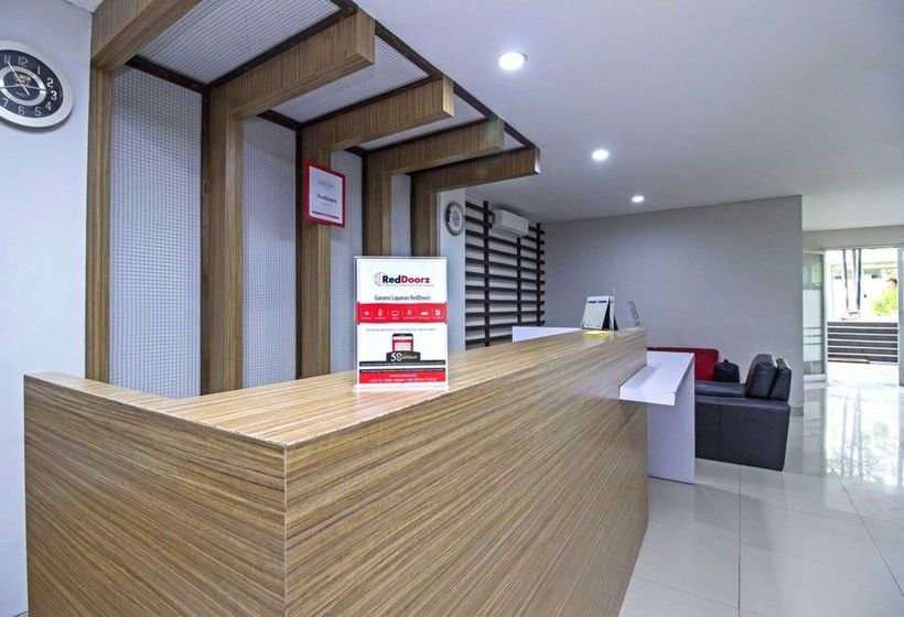 Pensió Reddoorz @ Cibogo Bawah