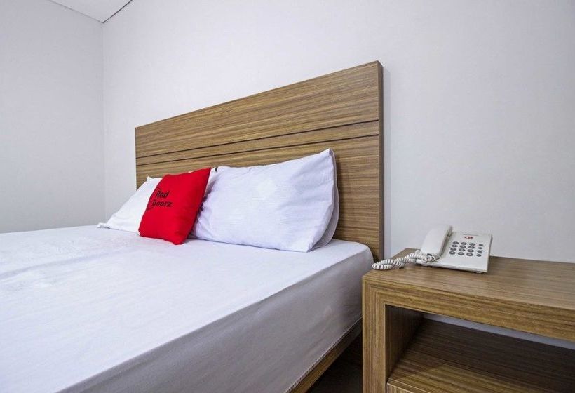 Pensió Reddoorz @ Cibogo Bawah