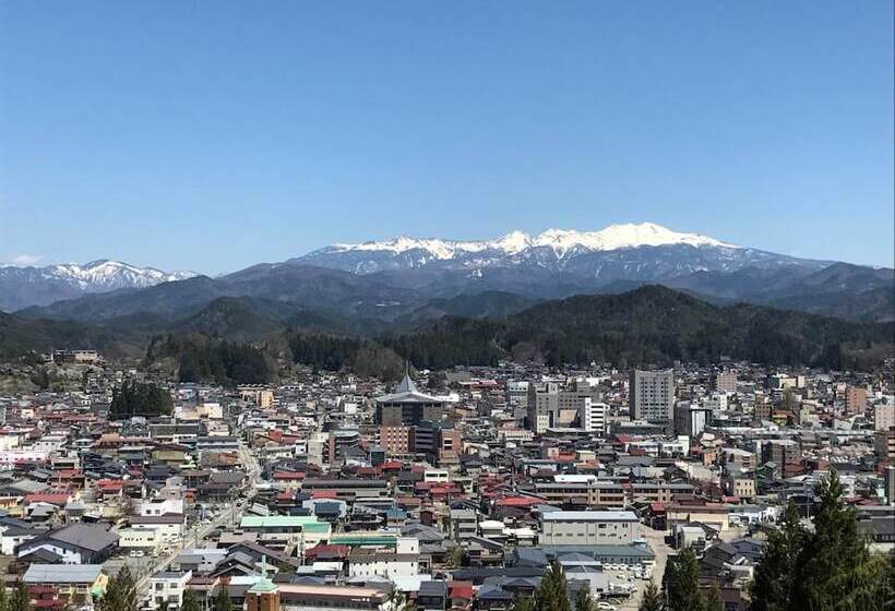 פנסיון Takayama Ninja House