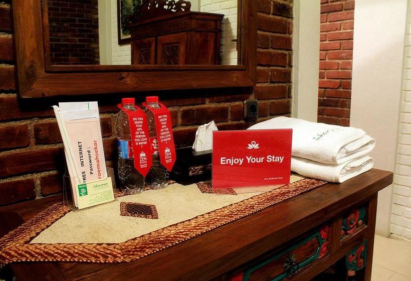 Pension (Hôtel basse catégorie) Zen Rooms Sukamekar Surya Sumantri