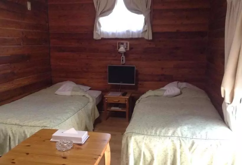 Cottage Inn Logcabin