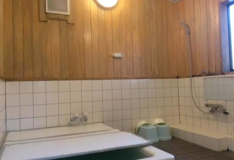Cottage Inn Logcabin