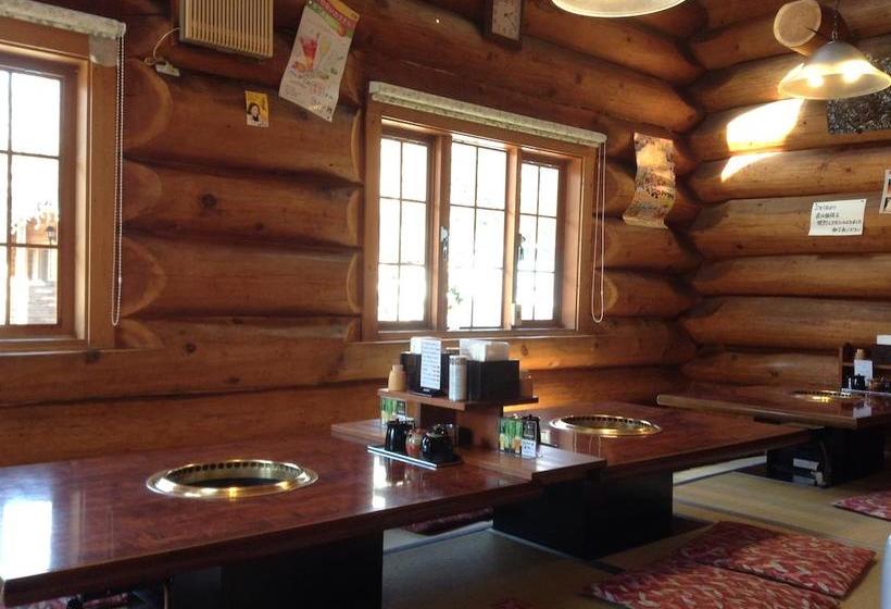 Cottage Inn Logcabin