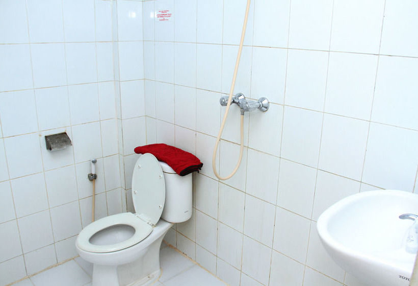 Hotel Airy Eco Ujung Pandang Latimojong Square Nico Makassar