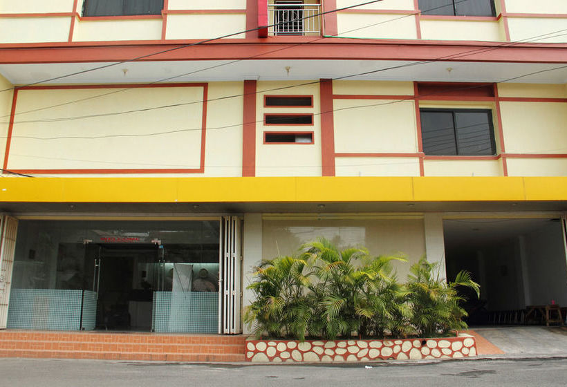 Hotel Airy Eco Ujung Pandang Latimojong Square Nico Makassar