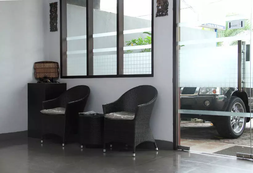 ホテル Airy Ujung Pandang Maricaya Lembu 9 Makassar