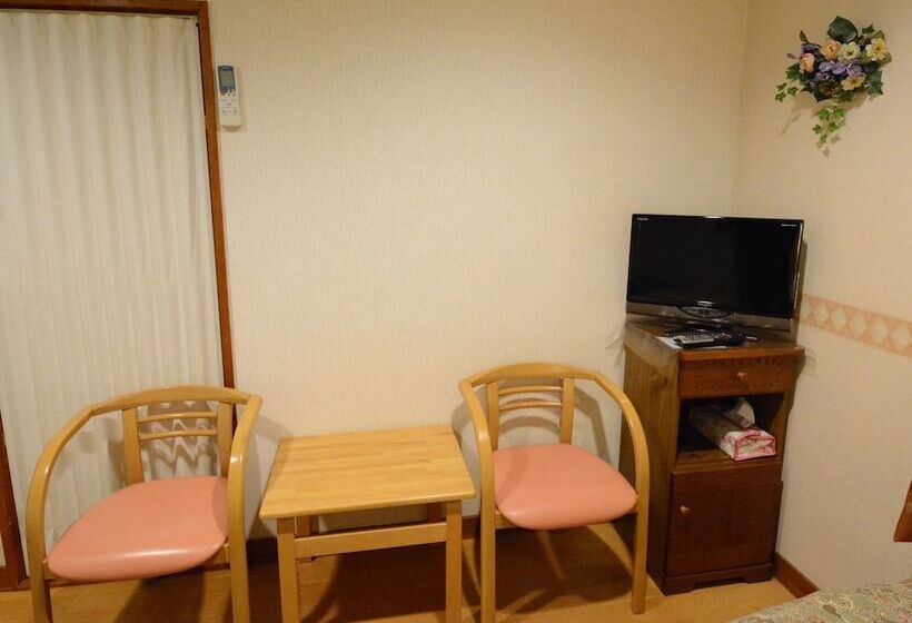 בית מלון כפרי Pension Avenue