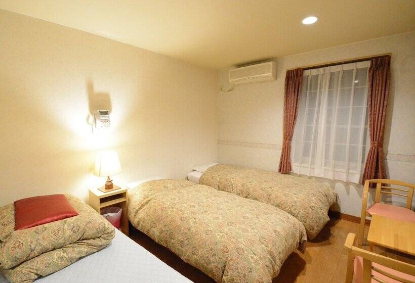 בית מלון כפרי Pension Avenue