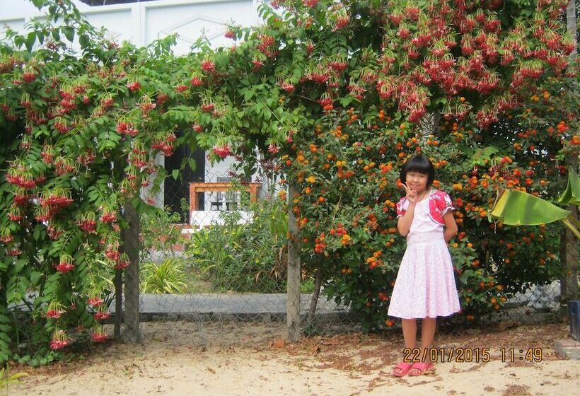 هتل Sea Winds Resort