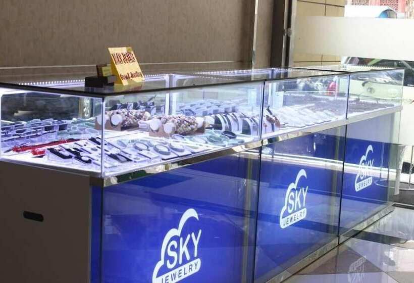 هتل Sky