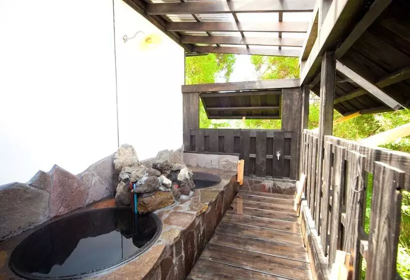 Majatalo Kurokawa Mori No Cottage