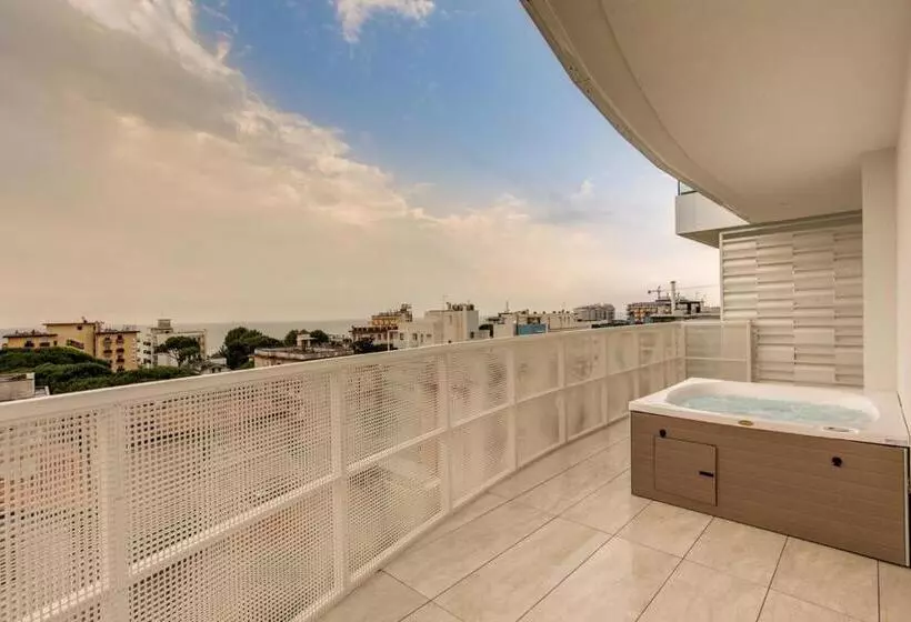 Sunrise Palace