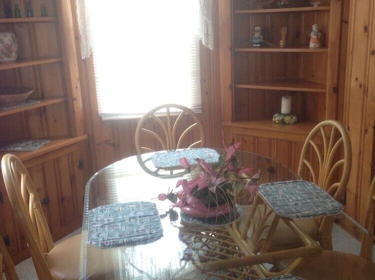 The Beach House Only Six Houses From The Beach