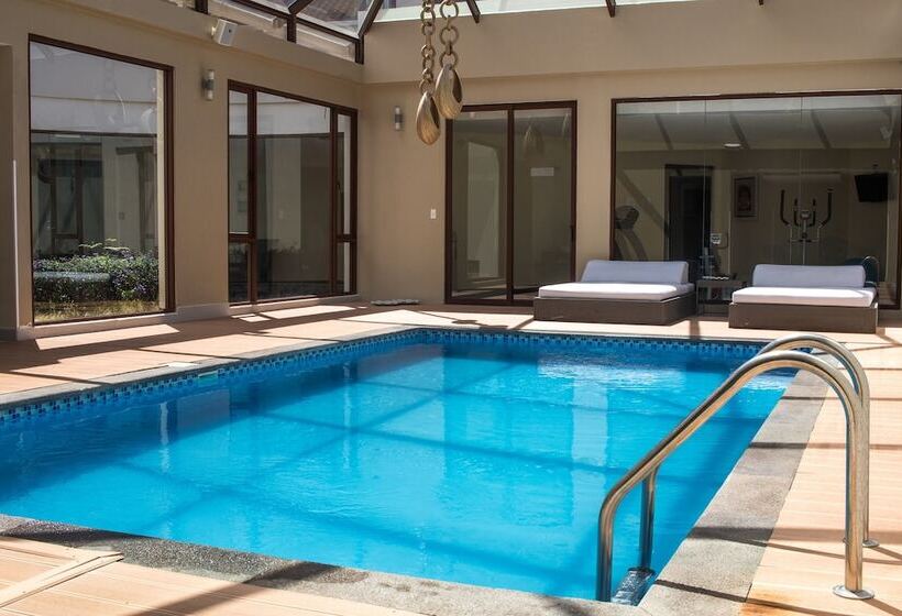 ホテル Medina Del Lago