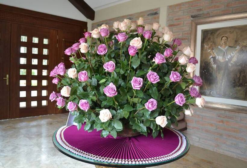 ホテル Medina Del Lago